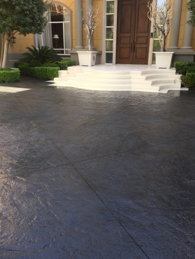 Concrete driveway staining
