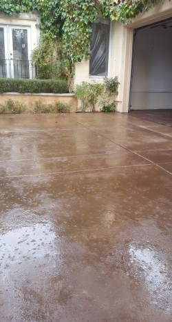 Driveway Staining and Sealing